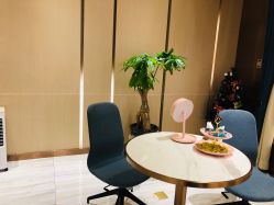 -苑苑vbeauty科技美容SPA