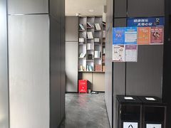 -丽辰酒店(深圳翻身地铁站店)