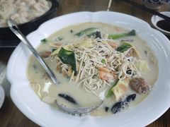 -雪琴面馆富安特色鱼汤面(城中花园店)
