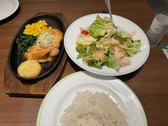 -萨莉亚意式餐厅(大宁音乐广场店)