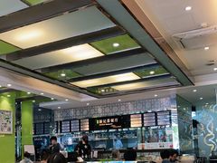 大堂-香港新记茶餐厅(湖墅南路店)
