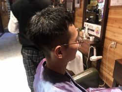 点击看大图 -MONE美发沙龙