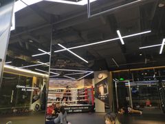-威克健身游泳(万菱汇店)