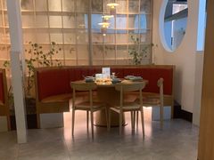 -蜜桃餐厅·伴山(绿宝广场店)