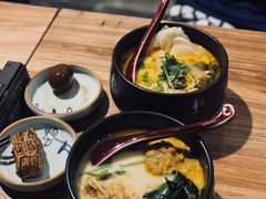 酸辣汤牛肉面-和府捞面(国金汇店)