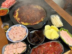 -重庆川渝肥妹火锅