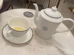 乌龙茶-PAUL LAFAYET 法式甜品(港汇广场店)
