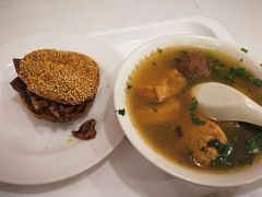 -老磁器口豆汁店(天坛店)