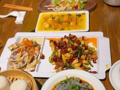 -隔壁老王·家常云南菜(花巷店)