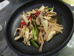 -清真·卡德尔大叔新疆主题餐厅(龙汇路店)