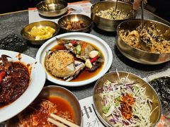 -草家酱蟹炭火烤肉店(珲春南路二店)