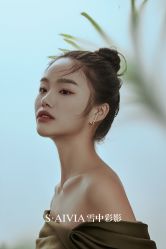 -雪中彩影婚纱摄影·微光艺术中心