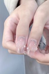-槿里日式美甲工作室