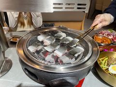 -围炉肉舍•炭烤活鳗•丹东海鲜烤肉(步行街店)