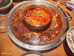 -巴隆门重庆老火锅(太湖路店)