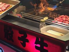 -六合夜市