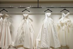 -南京宝娜嫁衣婚纱礼服馆(中央路店)