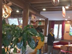 -隔壁老王·家常云南菜(花巷店)