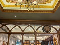 -秘密旅行Bonjour(黑金冠 江南西店)