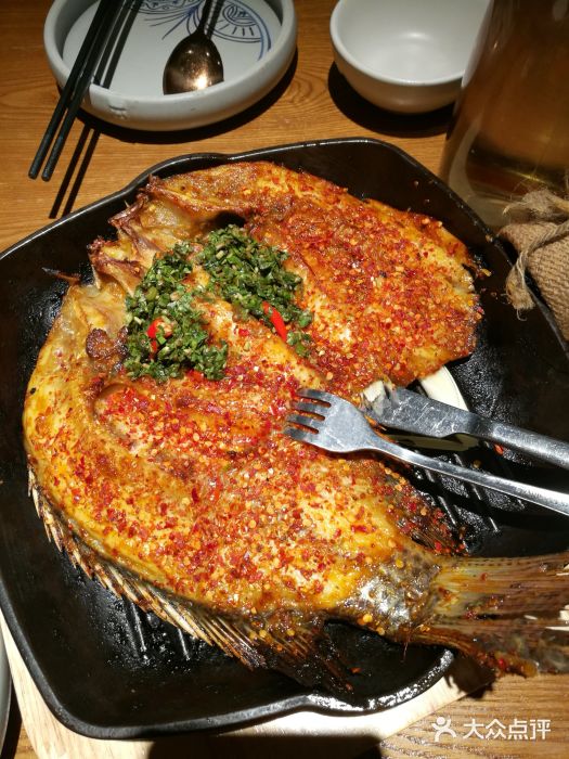 云海肴云南菜(东直门银座mall店)香茅草烤罗非鱼图片