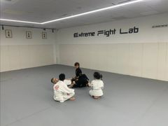 -EFL巴西柔术·综合格斗·泰拳·少儿体能训练(虹桥德必馆)