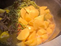 -高家小院铁锅炖大鹅(哈西高铁站店)