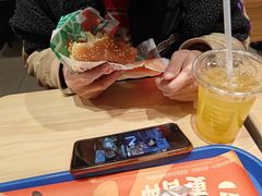 -汉堡王(金鹰天地广场店)