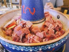 -毛辣果·贵州红酸汤牛肉火锅(西单店)