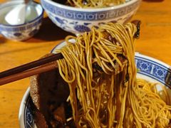 -沪西老弄堂面馆(定西路店)