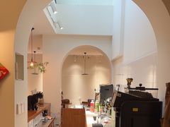 -有猫主题·治愈系猫咖(曾厝垵店)