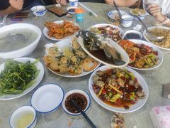 -四川小胡子海鲜(丁村万人海鲜广场店)