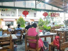 大堂-四川小胡子海鲜(丁村万人海鲜广场店)