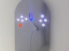 -胶囊画廊