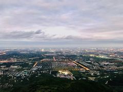 -鬼笑石后山停车场