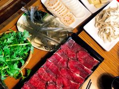 -陆记牛庄·碳锅龙虾烧烤(爱上花园店)