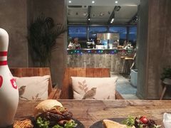 -HIGH FIVE哈福手工汉堡(桂林路店)