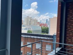 -上汽MG体验中心(徐汇东安路店)