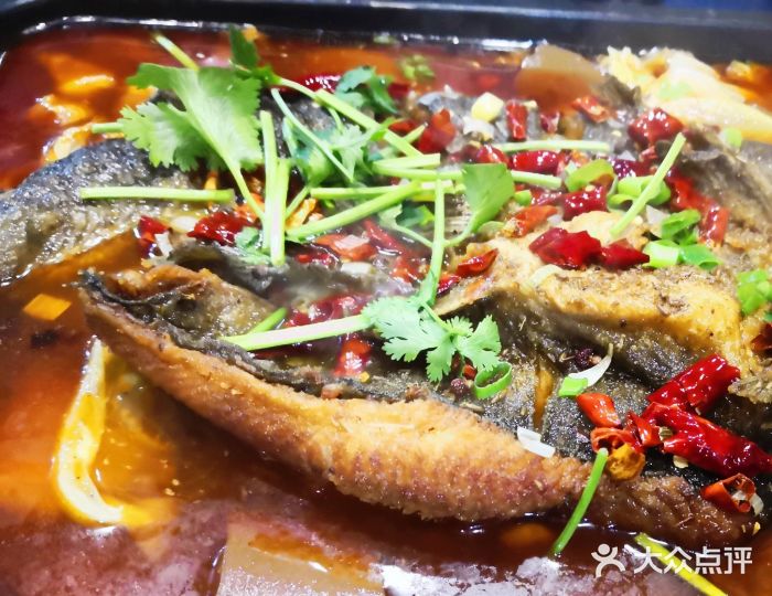 老东镇啤酒屋海鲜加工·蒸汽海鲜·海鲜烧烤(台东店)图片