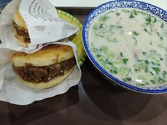 -穆得·老周家牛肉烧饼(普利街店)