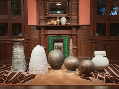 -Nathalie Djurberg与Hans Berg“牛皮纸包裹的月亮”-Prada荣宅当季展览