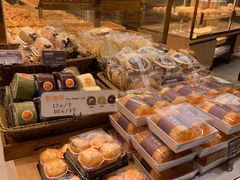 -Bread Talk 面包新语(荟聚店)