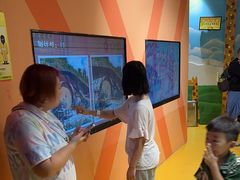 -不可思议减压馆·解压博物馆·摔碗发泄·团建定制