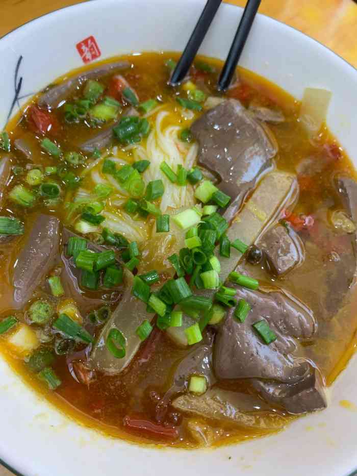 白市鸭血面(总店)-"吃午饭就随便进了一家面店 看他们家生意.