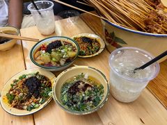 -拈签一笑黄牛肉辣卤串串