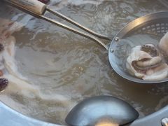 -马家斑.鲜鱼火锅(松湖万科店)