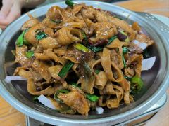 干锅手撕面筋-西大酒店