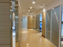 -瑞尔齿科(上海长风大悦城店)