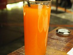 -1886德国汽车餐厅(外滩十六铺码头店)