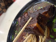 -小龙大肉面馆
