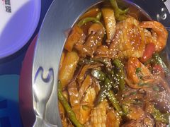 -徐记小怪兽肉蟹煲店(哈西万达金街店)